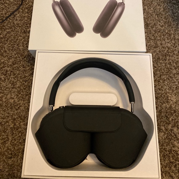 Apple AirPods pro maxs